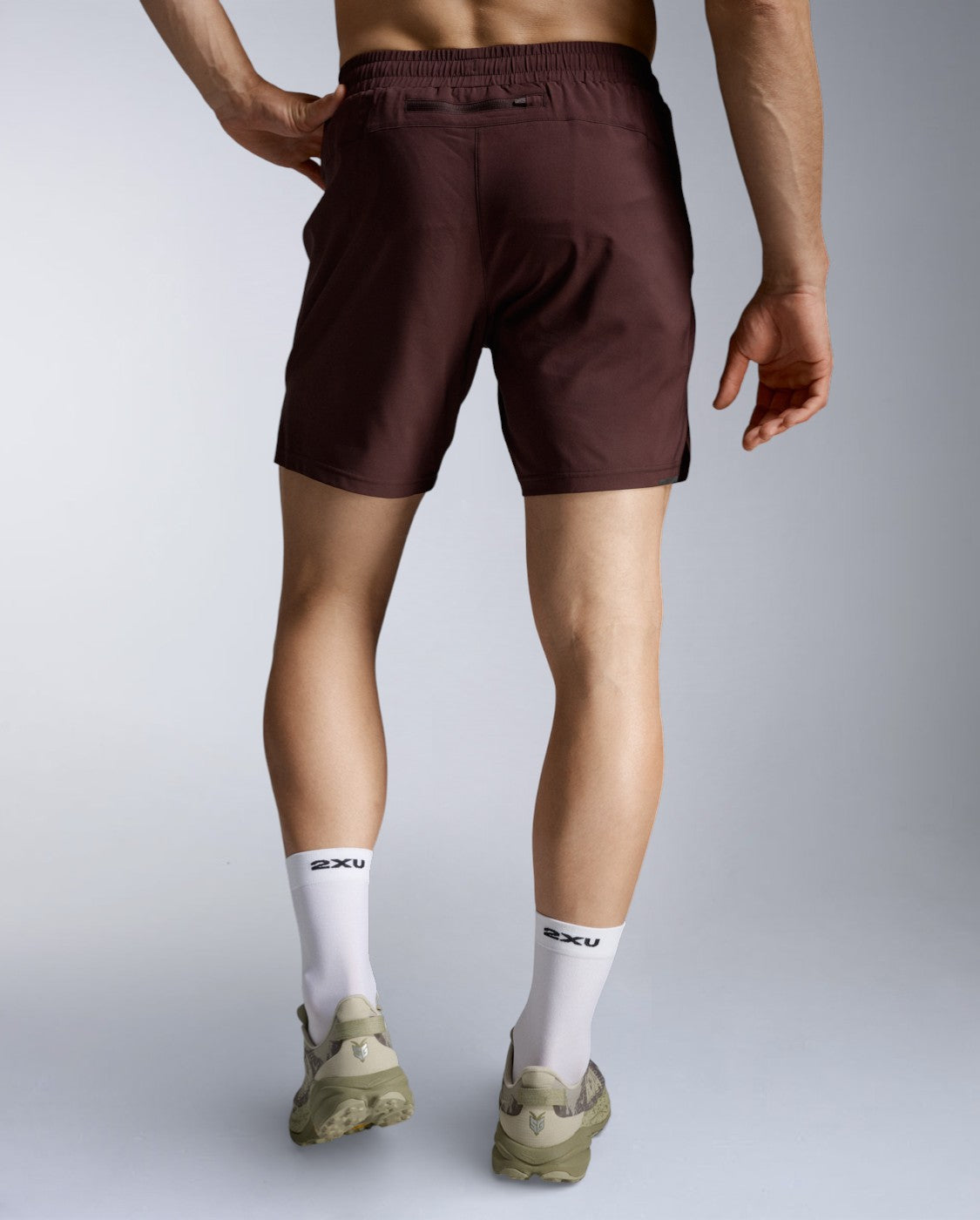 Aero 7 Inch Shorts, Bark/Black Reflective