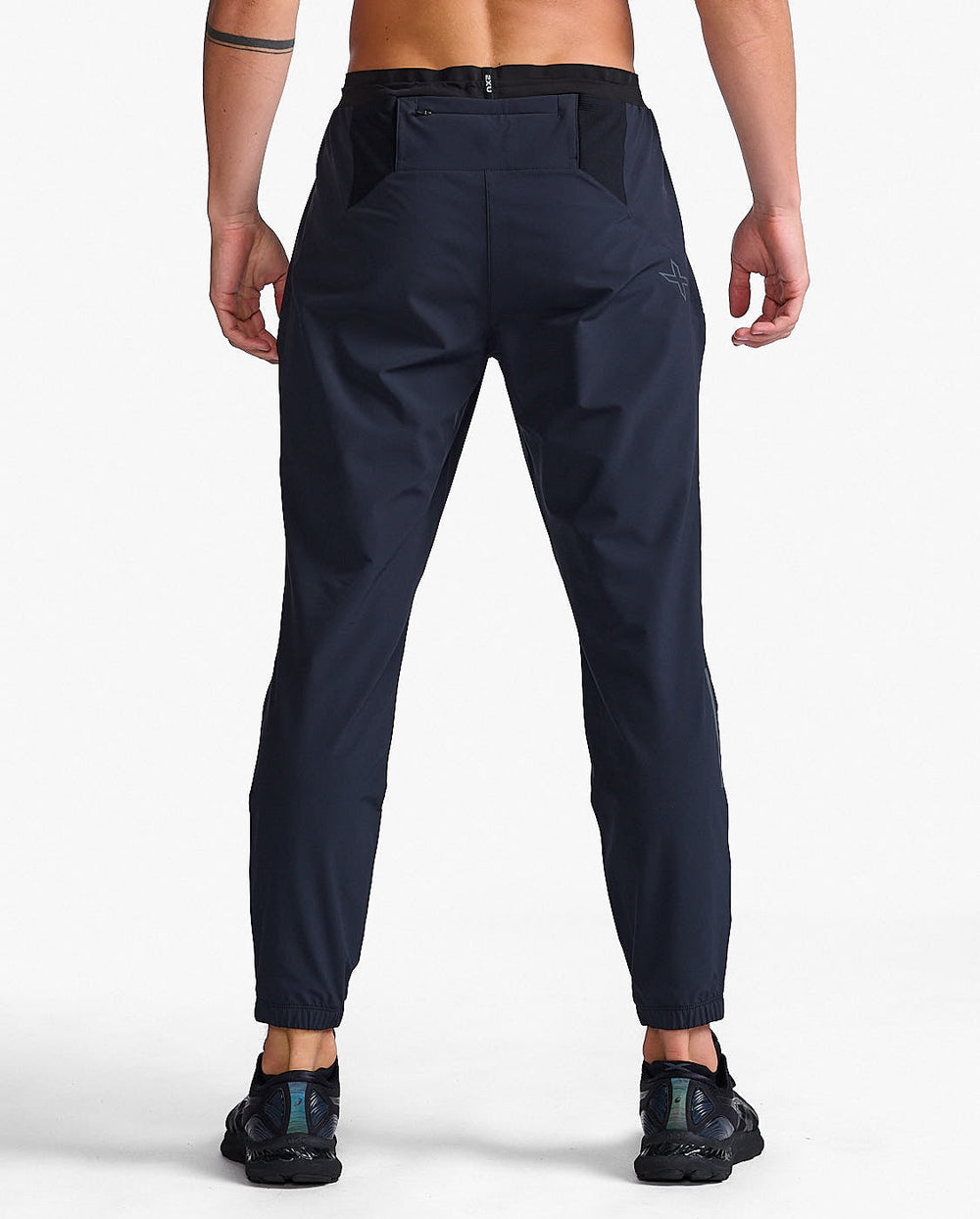 2XU ライトスピード ジョガー　黒 MR6967B ランニング Light Speed Jogger Herr | 2XU